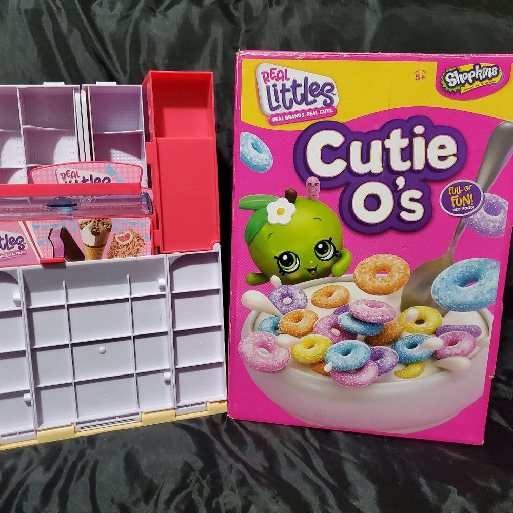 Shopkins Real Littles Mini Mega Mart